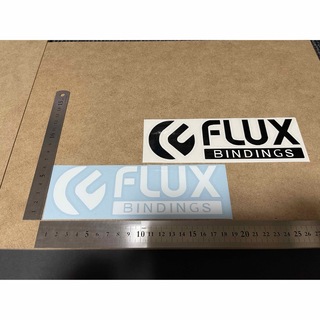 フラックス　FLUX カッティング　ステッカー　白黒2枚(ステッカー)