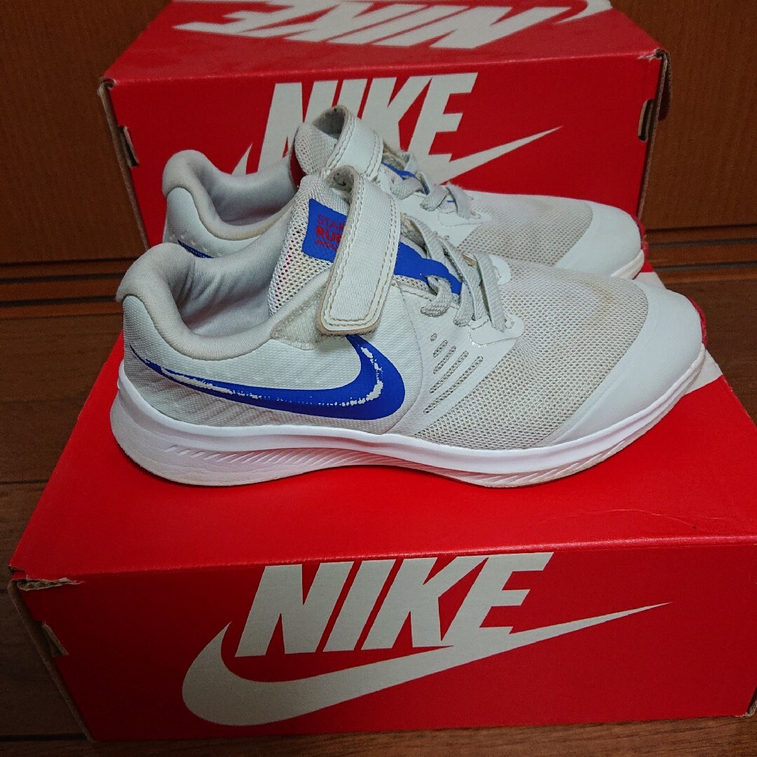 NIKE(ナイキ)のNIKE スニーカー 20cm/21cm 2足セット キッズ/ベビー/マタニティのキッズ靴/シューズ(15cm~)(スニーカー)の商品写真