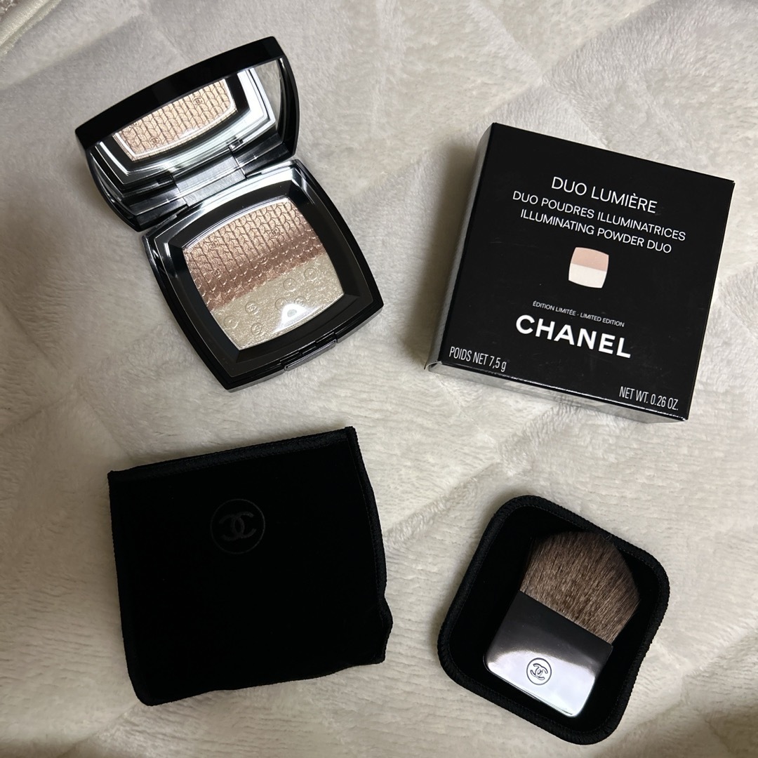 CHANEL(シャネル)の【限定】CHANEL フェイスパウダー デュオプードゥルルミエール コスメ/美容のベースメイク/化粧品(フェイスパウダー)の商品写真