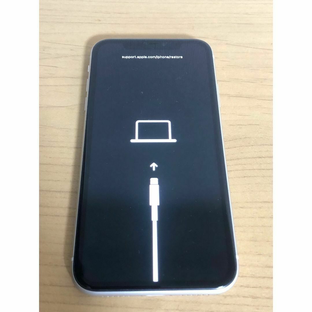 iPhone 11 ホワイト 128 GB SIMフリー ※ジャンク品 iPhone 11 ホワイト 128 GB SIMフリー ※ジャンク品