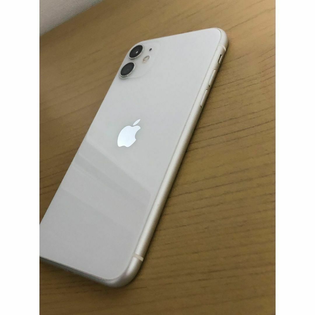 iPhone 11 ホワイト 128 GB SIMフリー ※ジャンク品の通販 by temmie's