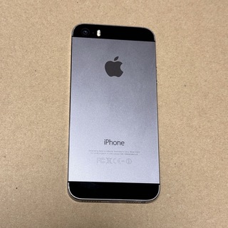 アイフォーン(iPhone)のAppleアップル iPhone5S グレー 16GB docomo ドコモ(スマートフォン本体)