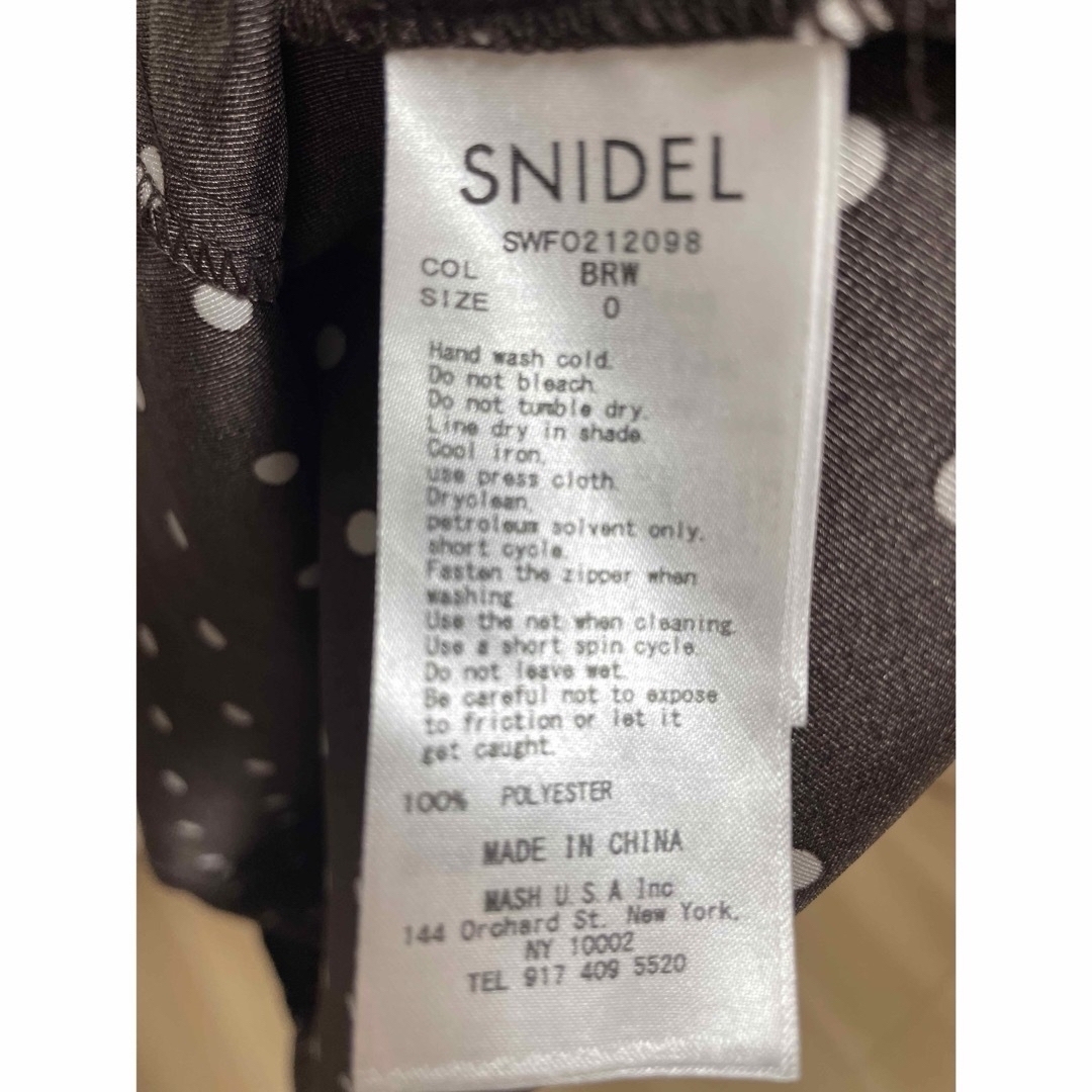 SNIDEL(スナイデル)の【美品】snidel パフスリーブドットワンピース 茶色 レディースのワンピース(ロングワンピース/マキシワンピース)の商品写真