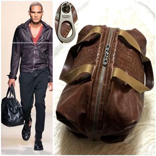 ボッテガヴェネタ(Bottega Veneta)の本物 ランウェイ ボッテガ ヴェネタ イントレチャート レザー ボストンバッグ(ボストンバッグ)