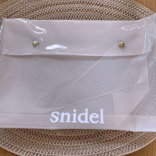 スナイデル(SNIDEL)の【新品未使用】snidel ポーチ バック 鞄 スナイデル(ポーチ)