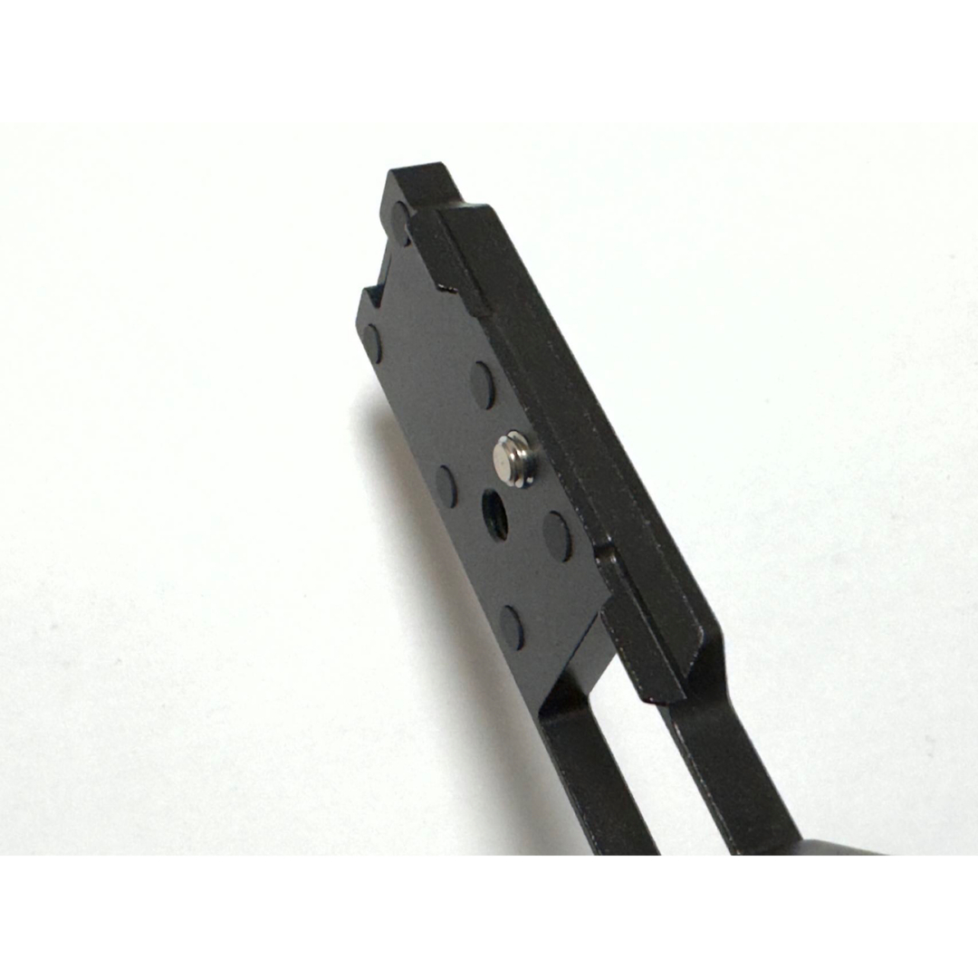 新品 SIGMA fp シグマ FP用ハンドグリップ(黒檀/アルミニウム 新品 SIGMA fp シグマ FP用ハンドグリップ(黒檀/アルミニウム