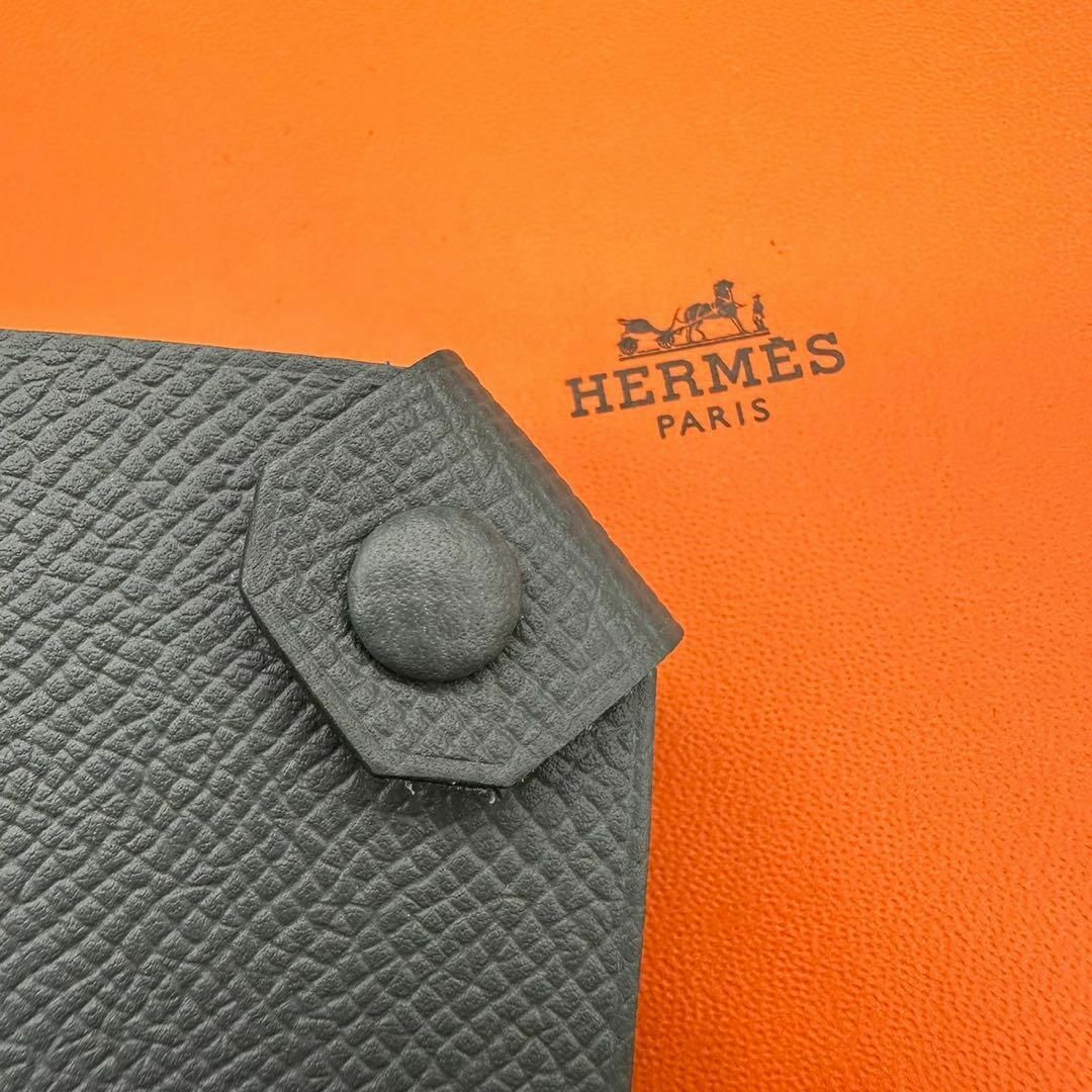 Hermes(エルメス)の未使用品 HERMES 2738 エルメス タルマック PMパスケース グレー その他のその他(その他)の商品写真