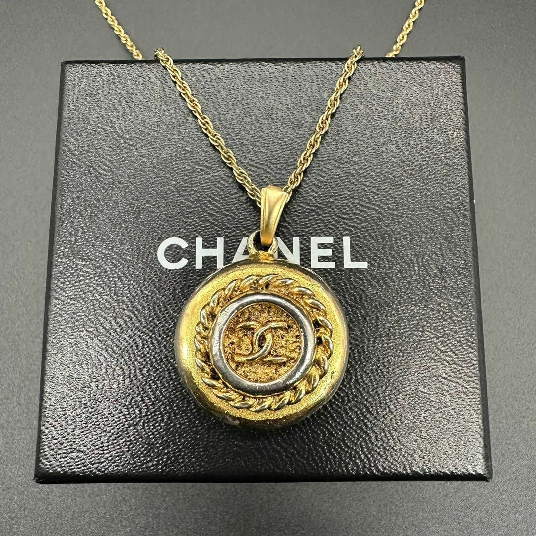 CHANEL(シャネル)の正規品 一点物 CHANEL 2739 シャネル ココ ネックレス ゴールド その他のその他(その他)の商品写真