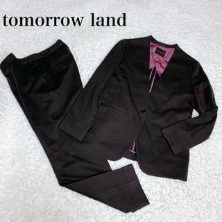 トゥモローランド(TOMORROWLAND)の【美品】tomorrow land セットアップ　ノーカラー　ブラウン　パープル(スーツ)