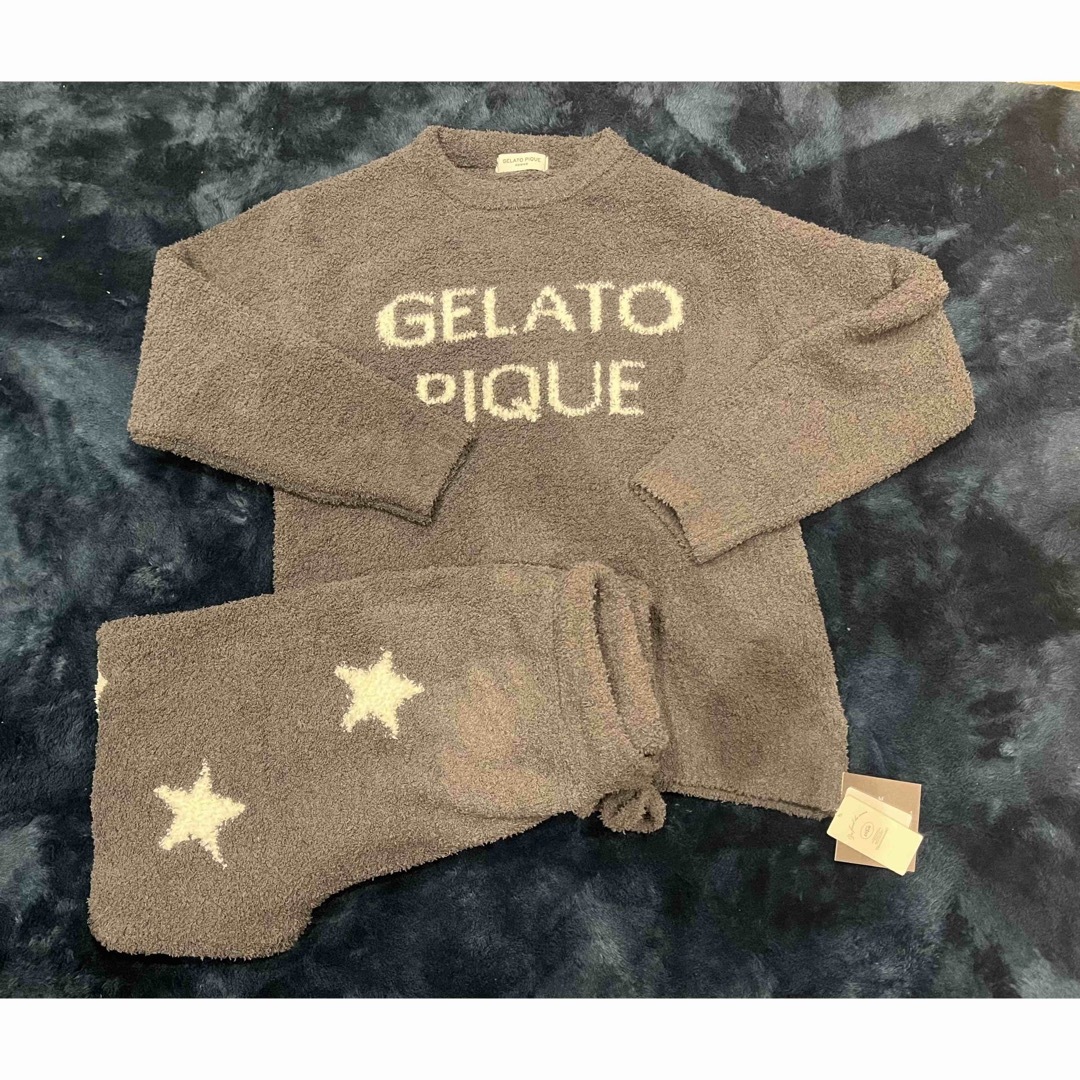 gelato pique(ジェラートピケ)のgelato pique パウダースタージャガードプルオーバーロングパンツSET レディースのルームウェア/パジャマ(ルームウェア)の商品写真