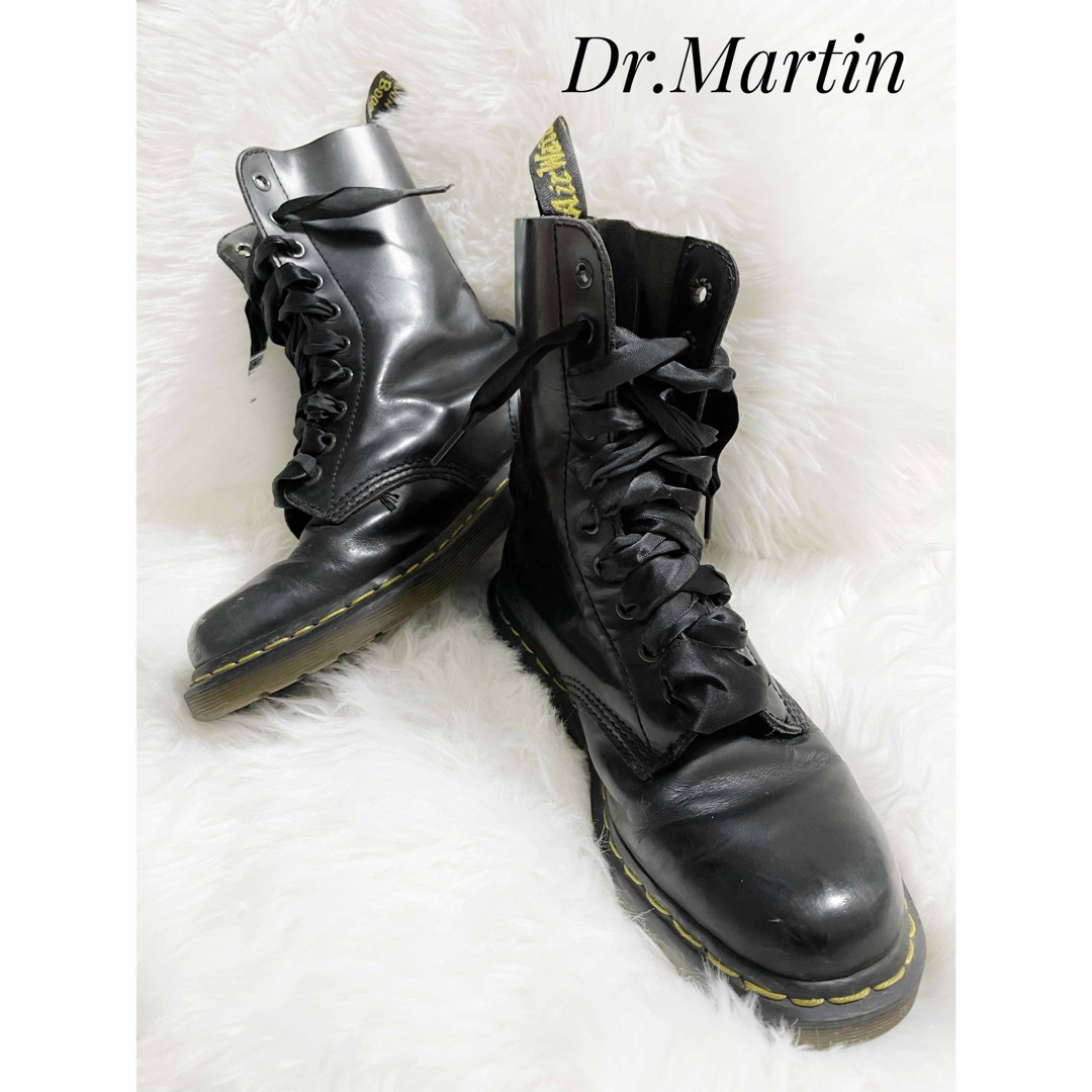 Dr.Martens(ドクターマーチン)のドクターマーチン⭐︎10ホール　イエローステッチ　ブーツ　EU39 レディースの靴/シューズ(ブーツ)の商品写真