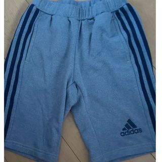 アディダス(adidas)のadidasハーフパンツ(パンツ/スパッツ)