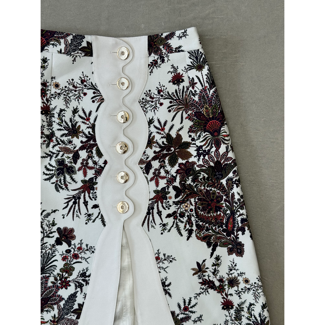 【15万円】 paco rabanne フラワーボタンデザイン　スカート