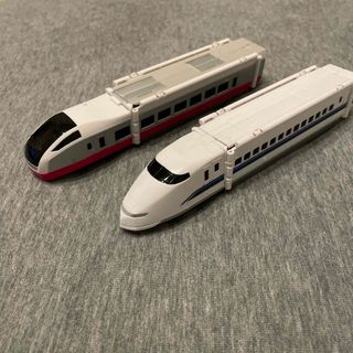 バンダイ(BANDAI)のバンダイ　変身VooV(ブーブ)  電車(電車のおもちゃ/車)