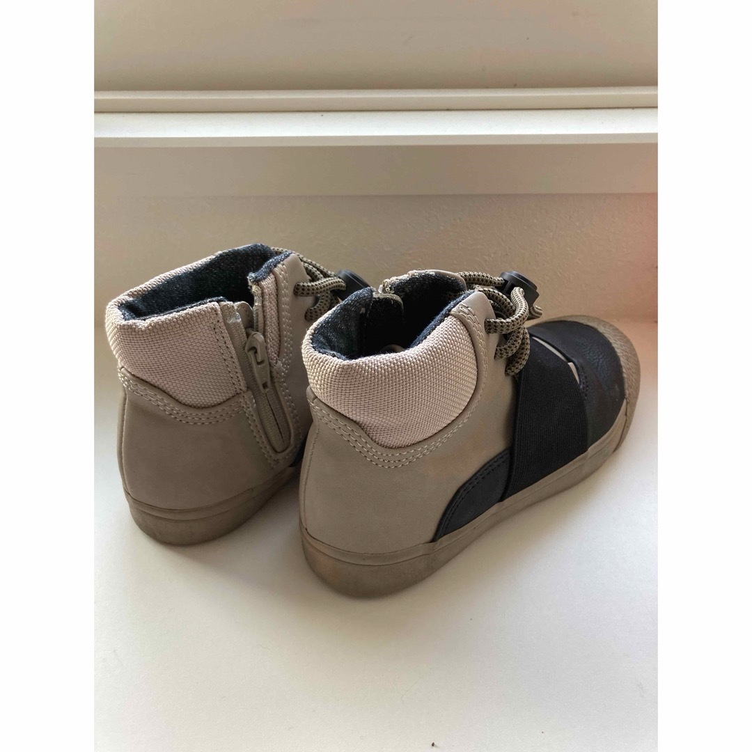 ZARA KIDS(ザラキッズ)のZARA キッズ　ブーツ キッズ/ベビー/マタニティのキッズ靴/シューズ(15cm~)(ブーツ)の商品写真