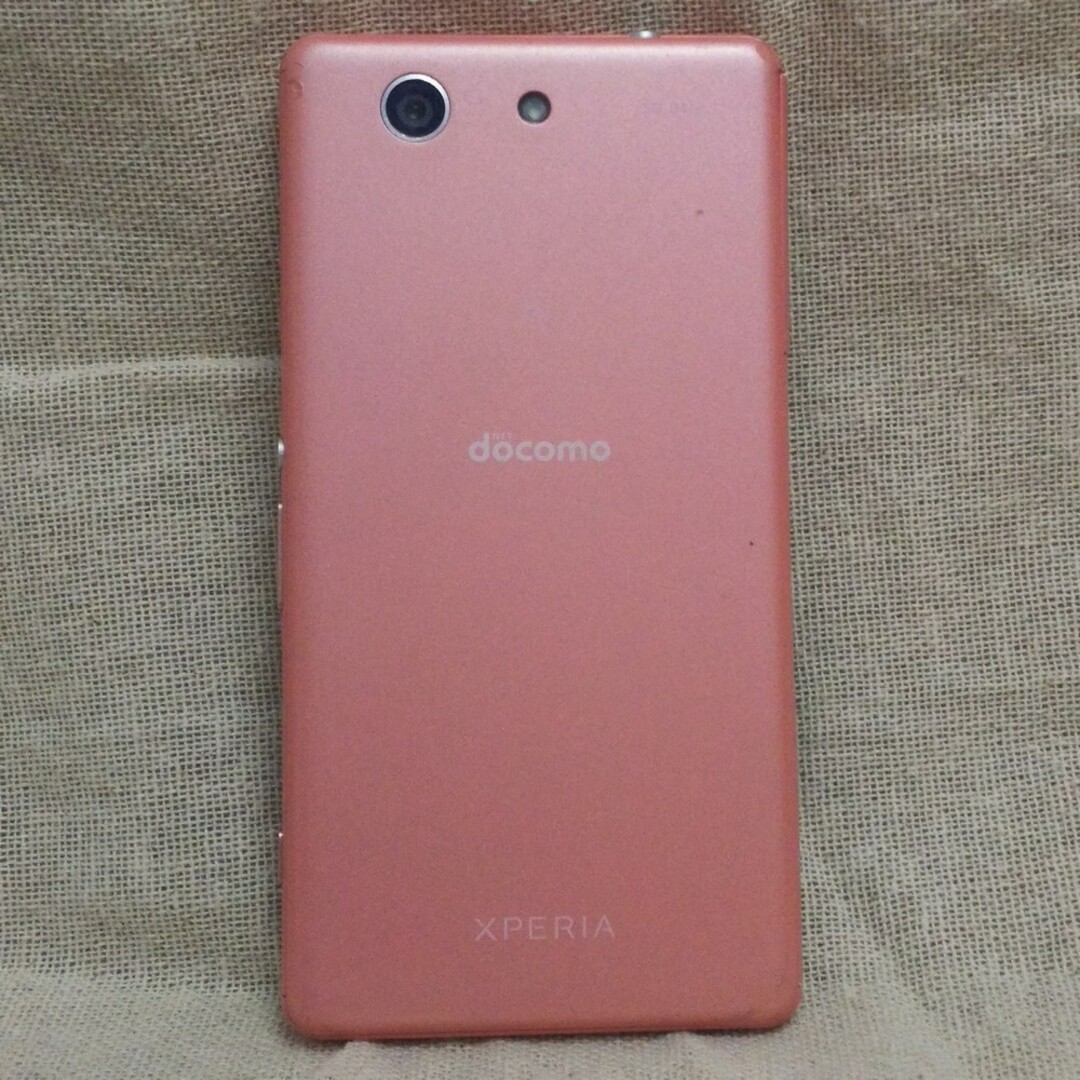 SONY(ソニー)のXperia A4 SO-04G docomo ピンク (ジャンク) スマホ/家電/カメラのスマートフォン/携帯電話(スマートフォン本体)の商品写真