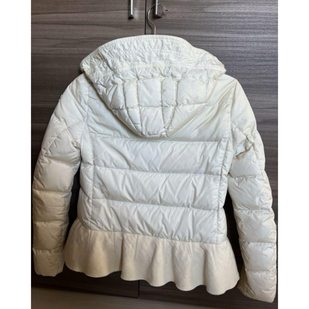 モンクレール MONCLER NESEAダウン 白