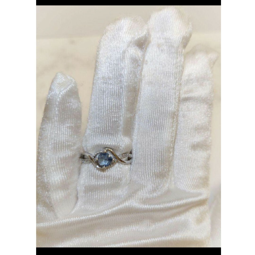 1519 高級 sona ダイヤモンド リング ブルー ラウンド ツイスト レディースのアクセサリー(リング(指輪))の商品写真