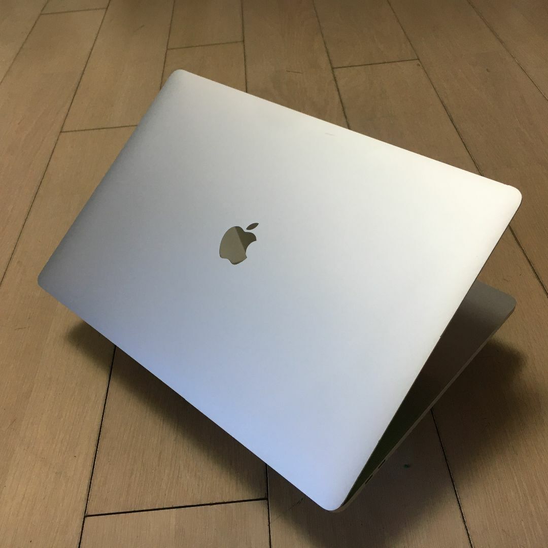 Apple(アップル)の初売特価 37）MacBook Pro 16" 2019 Core i9-2TB スマホ/家電/カメラのPC/タブレット(ノートPC)の商品写真