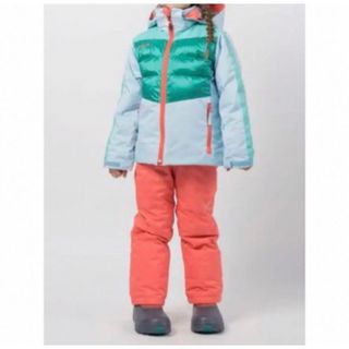 フェニックス(phenix)の送料無料 新品 PHENIX Quilt Kids 2ピース 130 LB(ウエア)