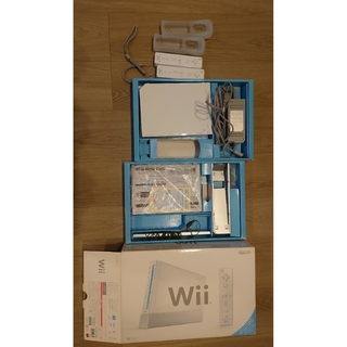 ウィー(Wii)のNintendo Wii RVL-S-WAAG(家庭用ゲーム機本体)