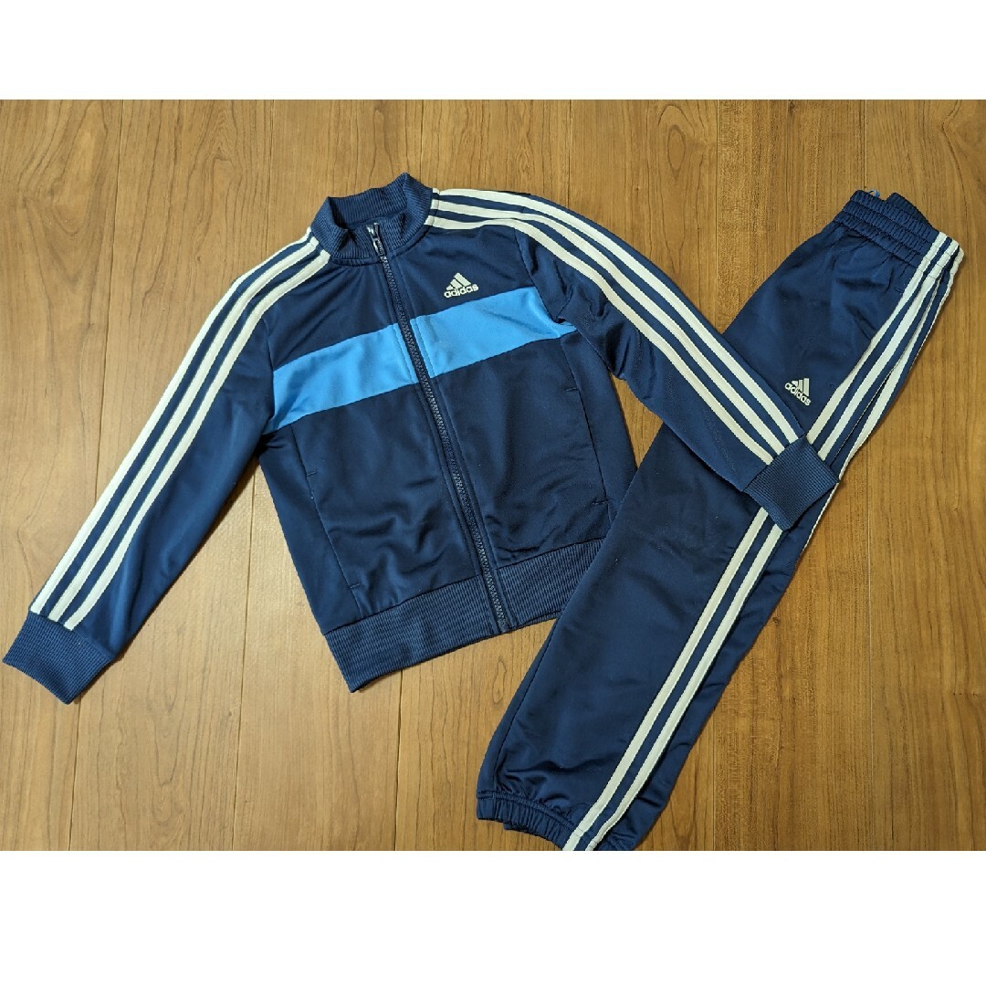 adidas(アディダス)のシルバ様｜キッズジャージ上下（120） スポーツ/アウトドアのサッカー/フットサル(ウェア)の商品写真