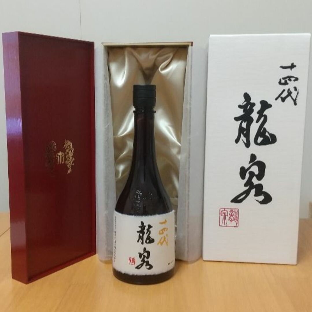 十四代(ジュウヨンダイ)の十四代 龍泉 2023年12月【新品・未開封】 食品/飲料/酒の酒(日本酒)の商品写真