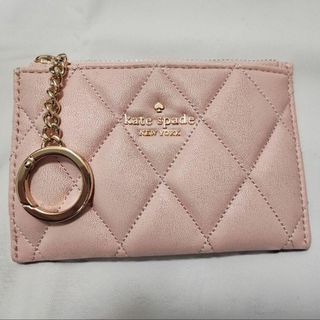 ケイトスペードニューヨーク(kate spade new york)のケートスペード　レザー キルティング キーリング付き ジップコインケース　ピンク(コインケース)