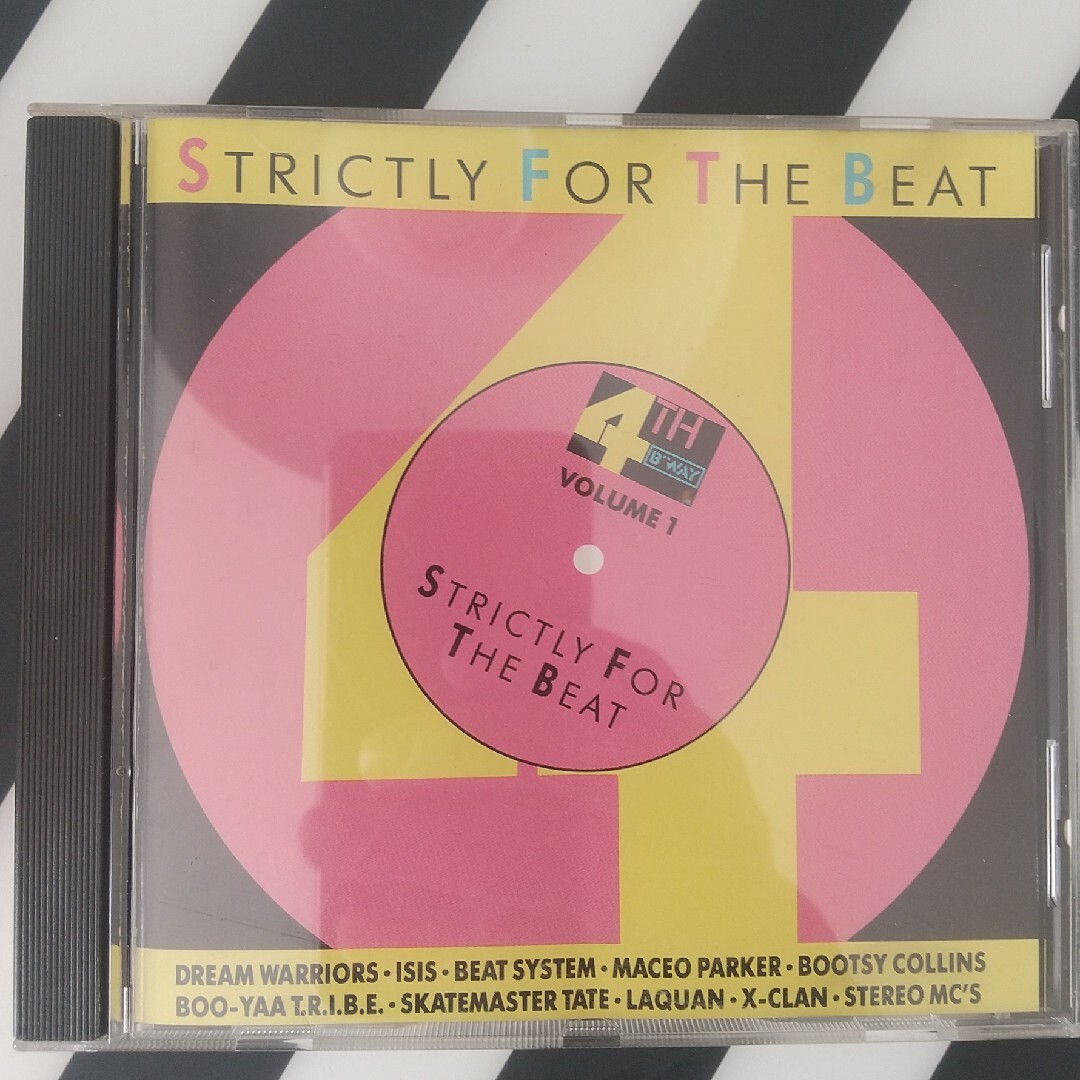 STRICTLY FOR THE BEAT エンタメ/ホビーのCD(クラブ/ダンス)の商品写真