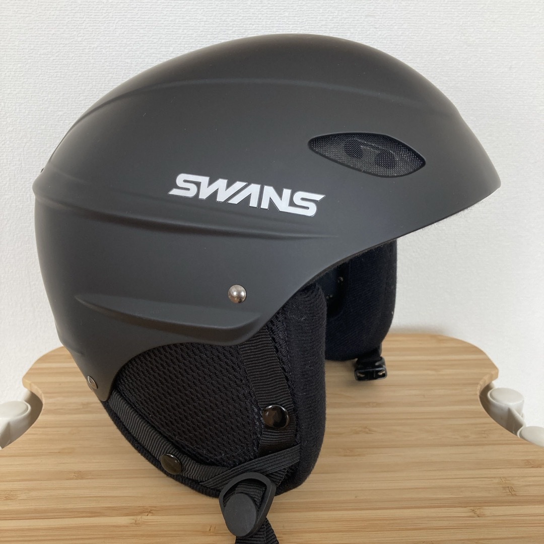 SWANS(スワンズ)のヘルメット （スノーボード スキー SWANS ） スポーツ/アウトドアのスノーボード(ウエア/装備)の商品写真