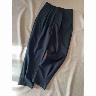 ザラ(ZARA)の美品　ZARA ザラ　とろみパンツ　黒　S   カッコイイパンツ　ブラック(カジュアルパンツ)