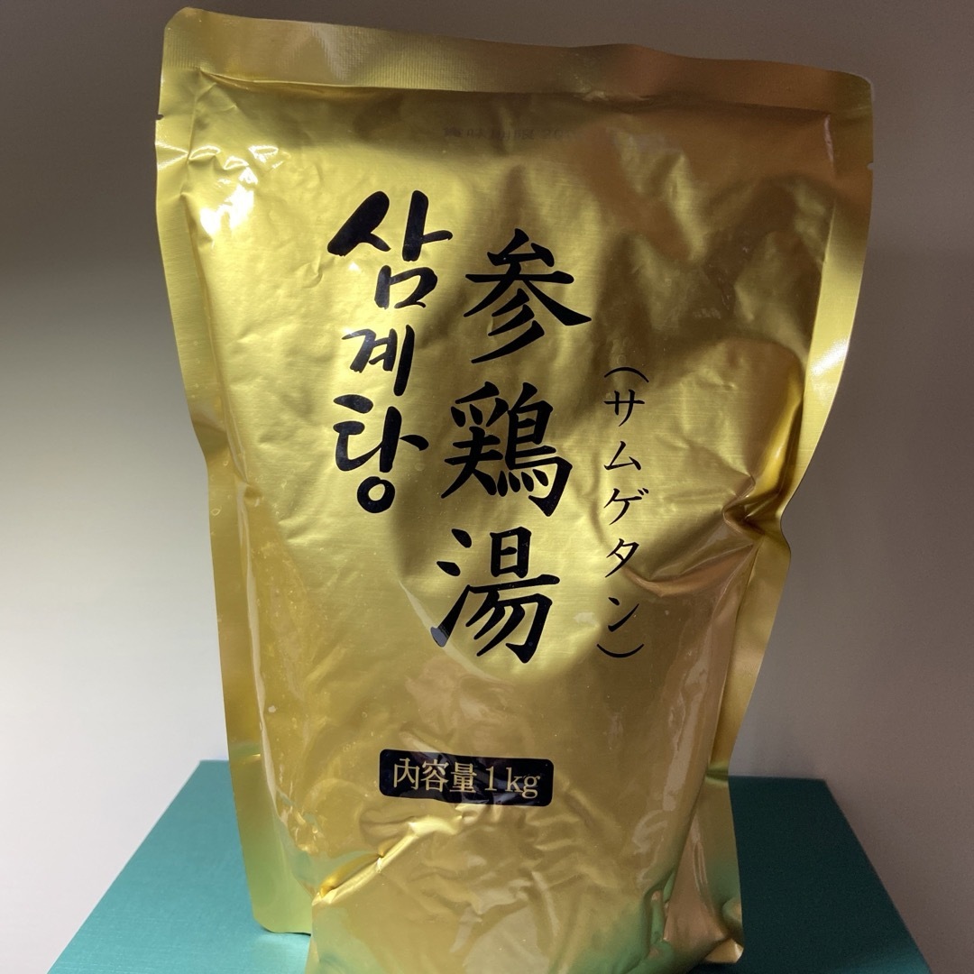 サムゲタン　１ｋｇ 食品/飲料/酒の加工食品(レトルト食品)の商品写真