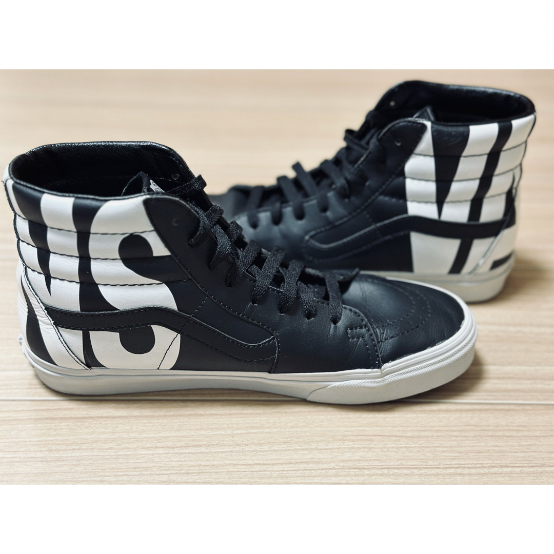 SK8-HI（VANS）(スケートハイ)の海外限定VANS Sk8-Hi BIG LOGO スニーカー 黒 27.5cm メンズの靴/シューズ(スニーカー)の商品写真