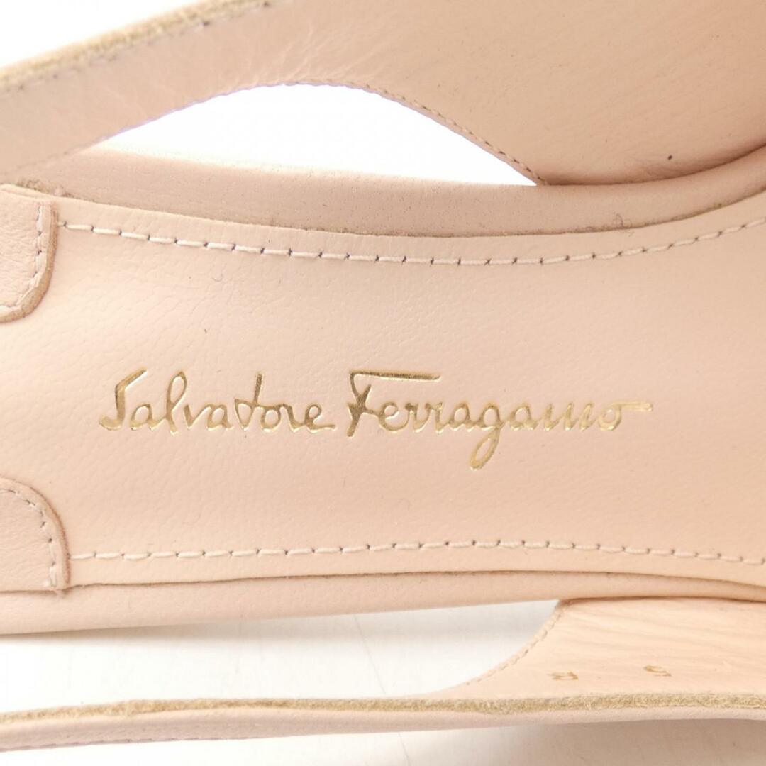 Salvatore Ferragamo(サルヴァトーレフェラガモ)のサルヴァトーレフェラガモ SALVATORE FERRAGAMO パンプス レディースの靴/シューズ(その他)の商品写真