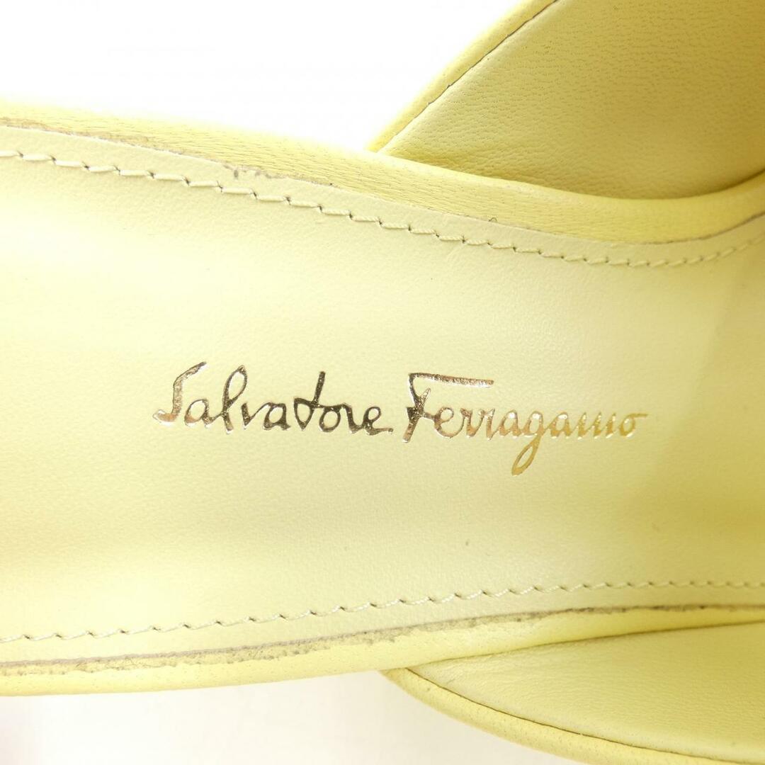 Salvatore Ferragamo(サルヴァトーレフェラガモ)のサルヴァトーレフェラガモ SALVATORE FERRAGAMO サンダル レディースの靴/シューズ(サンダル)の商品写真