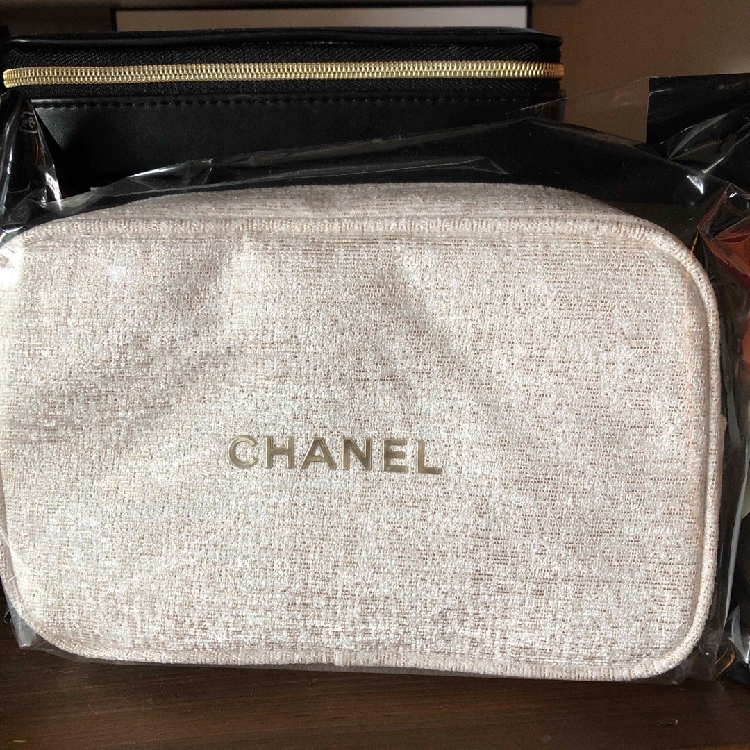 CHANEL 限定ホリデー デュオインバッグセット 【ファッション通販