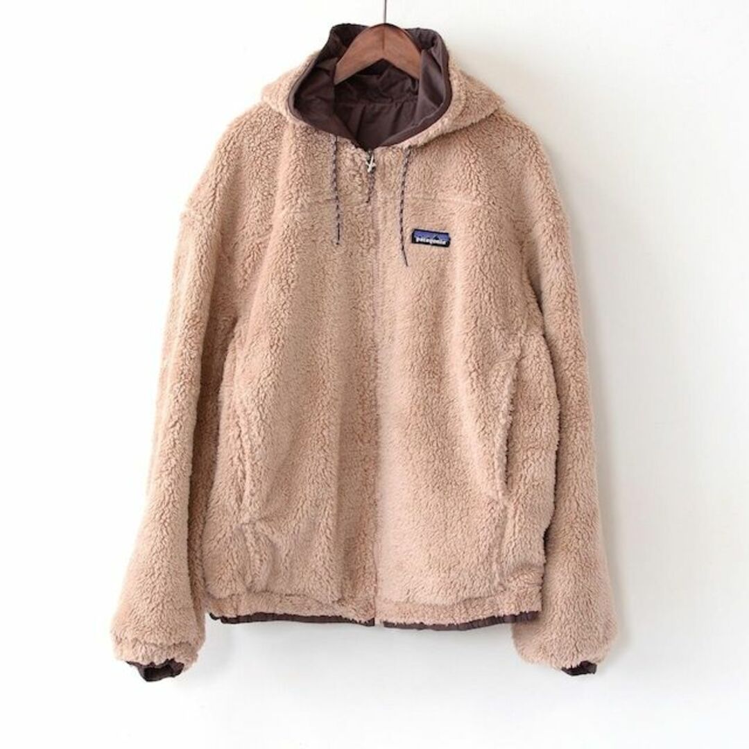 patagonia(パタゴニア)の【新品】Patagonia　リバーシブル　フード付き　ジャケット　レディース　S レディースのジャケット/アウター(ブルゾン)の商品写真