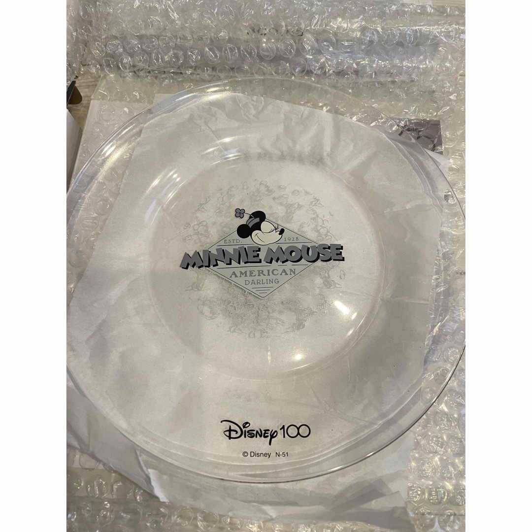 Disney(ディズニー)のガラスプレート　皿　食器　ミッキー　ミニー　ディズニー100 インテリア/住まい/日用品のキッチン/食器(食器)の商品写真