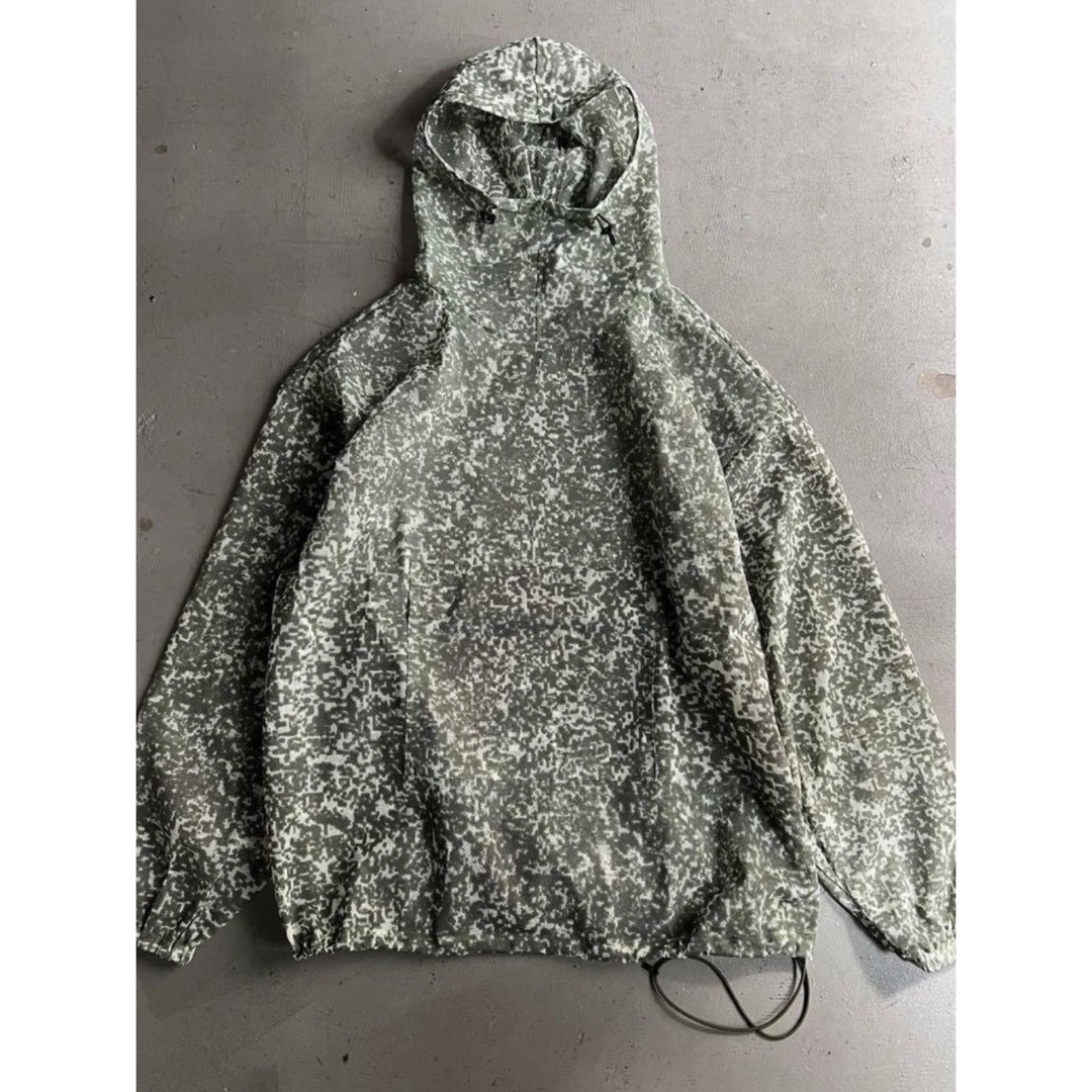 GEEK OUT STORE/MESH HEAT REACTIVE HOODIE メンズのトップス(パーカー)の商品写真