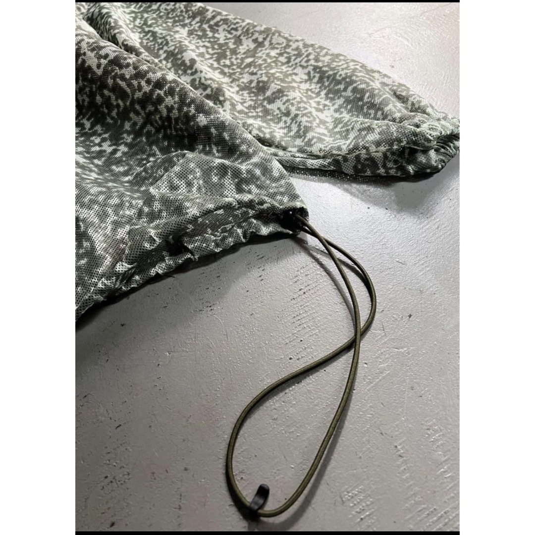 GEEK OUT STORE/MESH HEAT REACTIVE HOODIEの通販 by の|ラクマ GEEK OUT STORE/MESH HEAT REACTIVE HOODIEの通販 by の|ラクマ