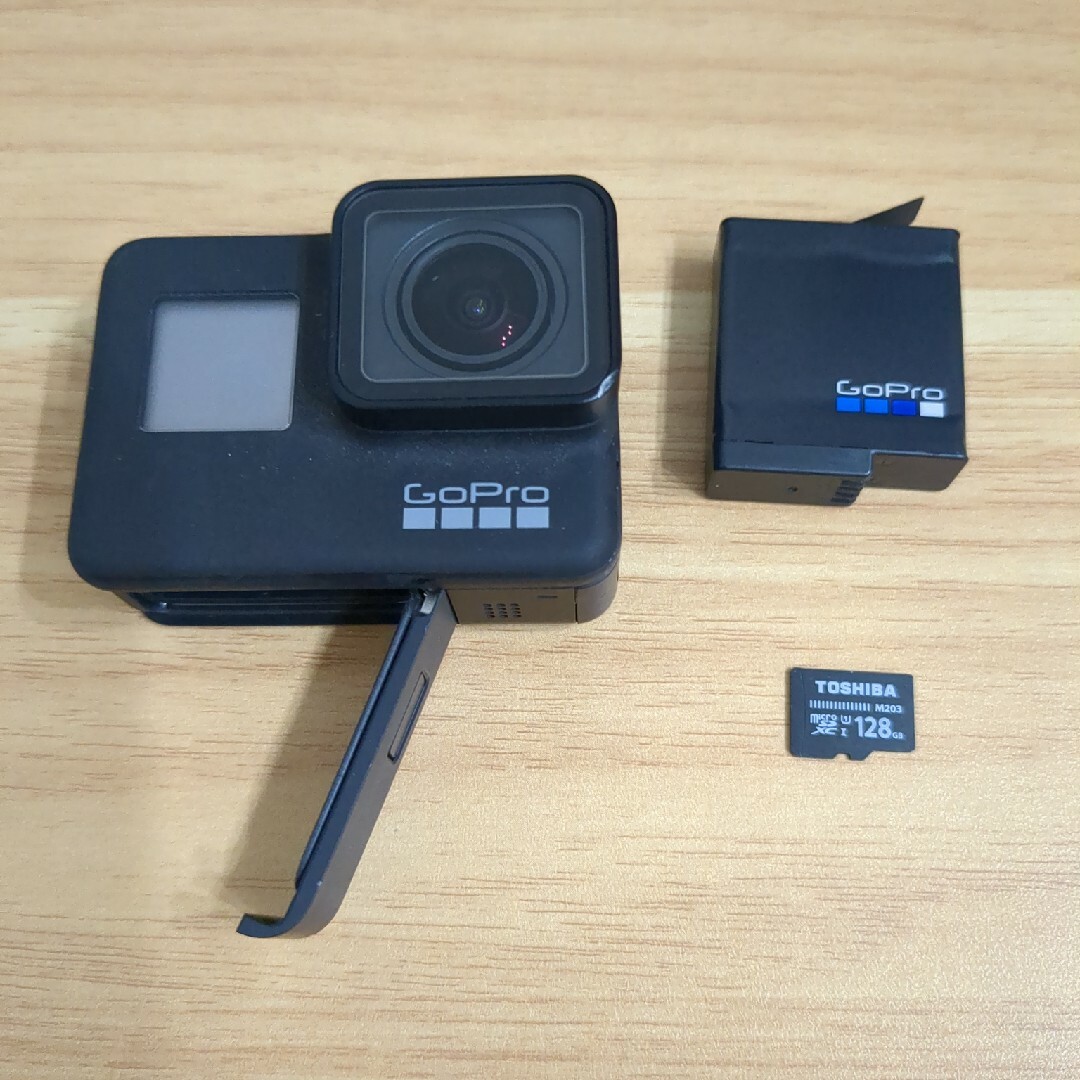 GoPro(ゴープロ)のGoPro BLACK 7 スマホ/家電/カメラのカメラ(ビデオカメラ)の商品写真