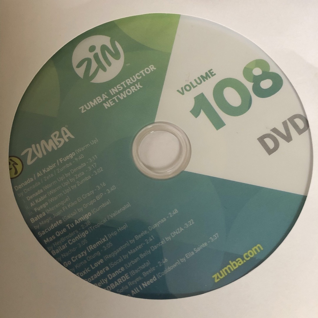 Zumba(ズンバ)のズンバDVD zin108 ウォーミングアップ付き エンタメ/ホビーのDVD/ブルーレイ(スポーツ/フィットネス)の商品写真