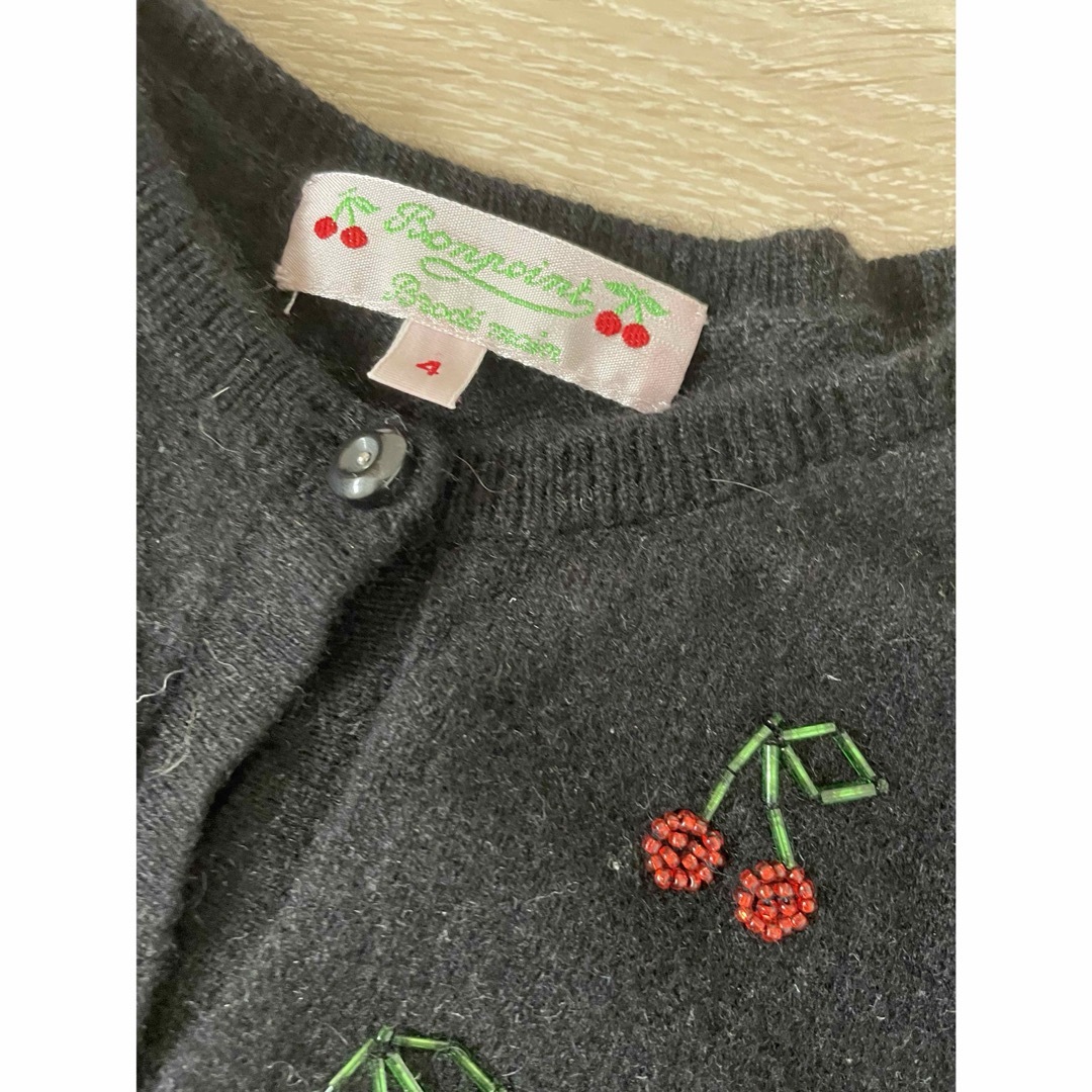 Bonpoint(ボンポワン)のボンポワン　2019aw チェリー刺繍入りカーディガン4A キッズ/ベビー/マタニティのキッズ服女の子用(90cm~)(カーディガン)の商品写真