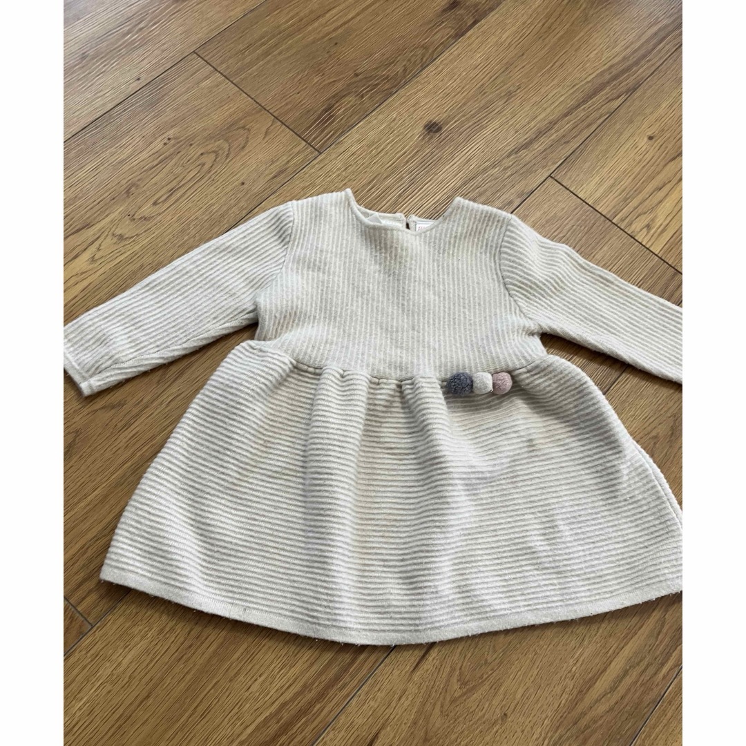 ZARA(ザラ)のZARAニットワンピース キッズ/ベビー/マタニティのベビー服(~85cm)(ワンピース)の商品写真