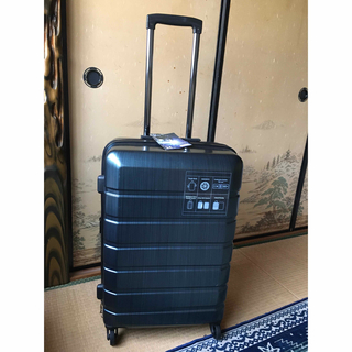 キャリーケース　スーツケース　24インチ　Mサイズ(トラベルバッグ/スーツケース)