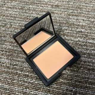 ナーズ(NARS)のブラッシュ　4011  ZEN(チーク)