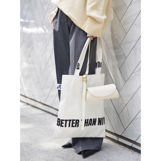 ドゥーズィエムクラス(DEUXIEME CLASSE)の Deuxieme Classe BTN Tote Bag  ホワイト(トートバッグ)