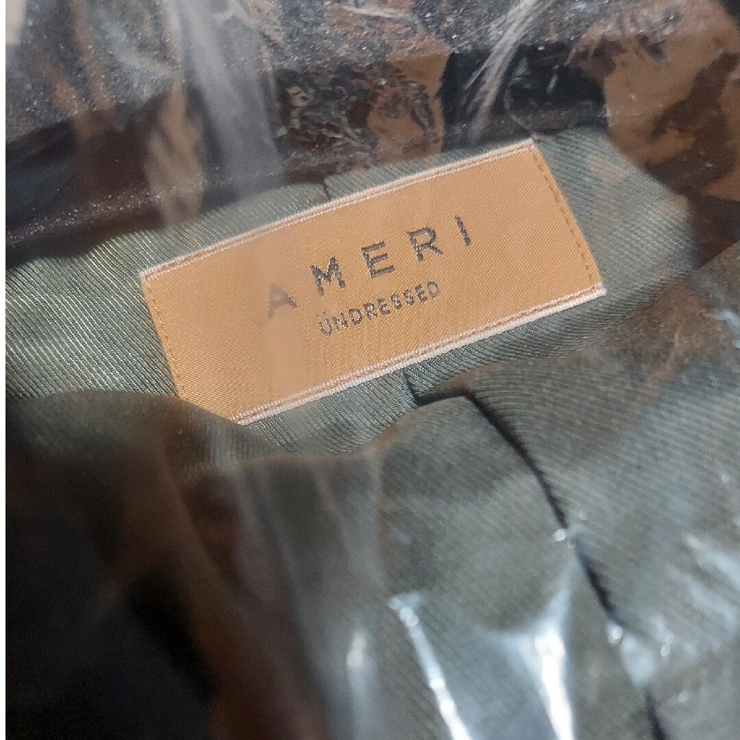 Ameri VINTAGE(アメリヴィンテージ)のAmeriVINTAGE UND EMBELLISH PAPA JACKET レディースのジャケット/アウター(テーラードジャケット)の商品写真