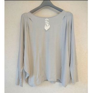 ミナペルホネン(mina perhonen)のミナペルホネン flow フォレストパレード ワンポイント カットソー 36(Tシャツ(長袖/七分))