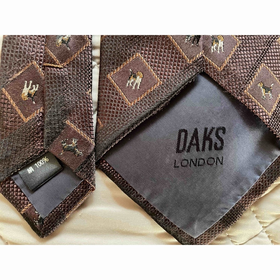 DAKS(ダックス)のD A K Sのネクタイ犬柄 メンズのファッション小物(ネクタイ)の商品写真